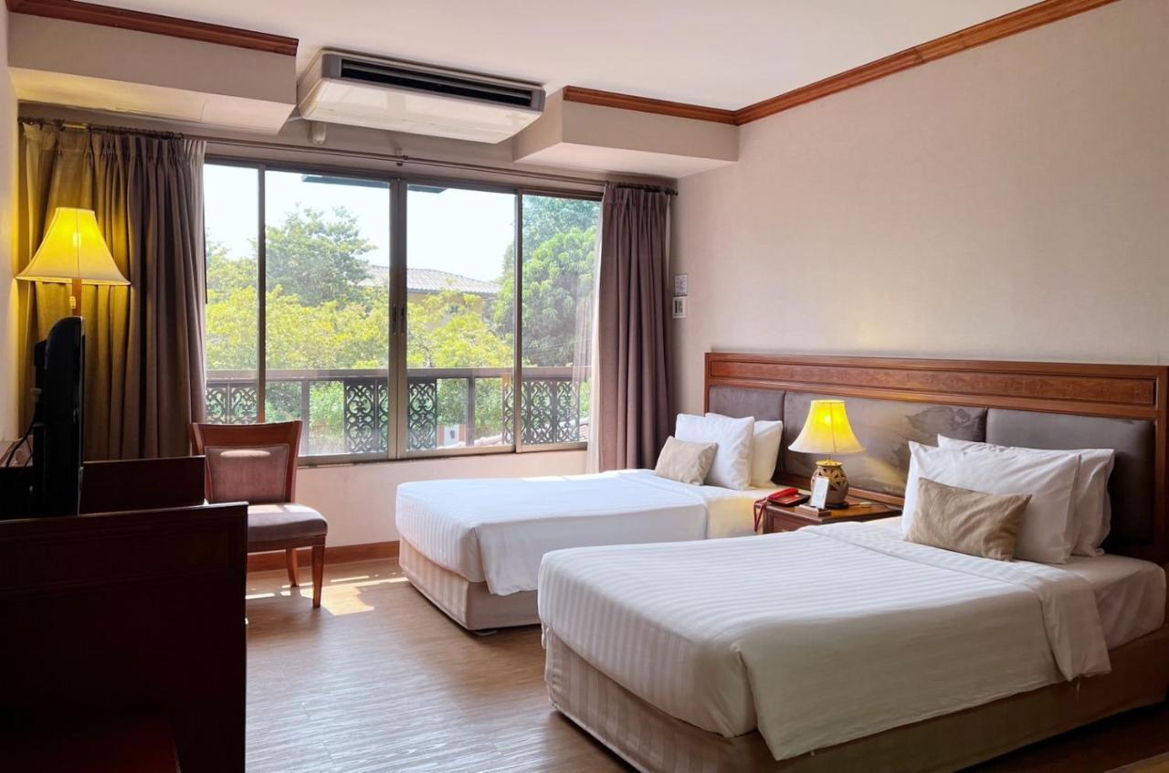 Tohsang Heritage Ubon Ratchathani Hotel Exterior photo
